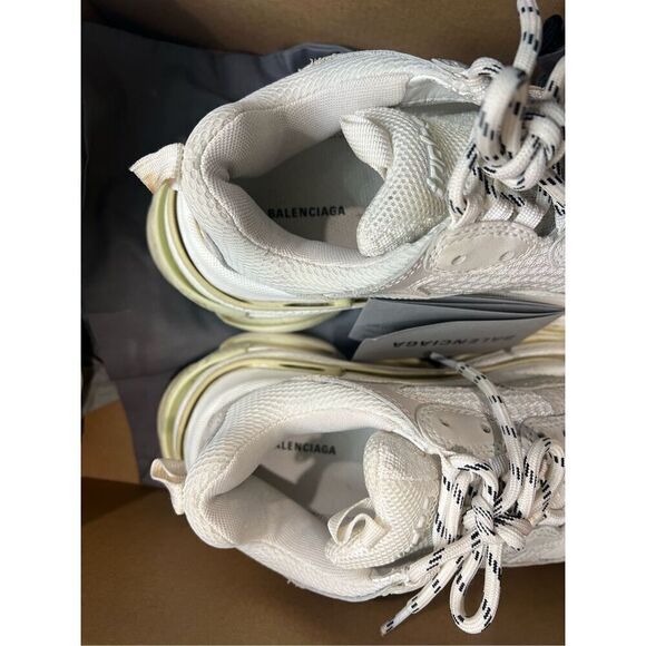 ✨CLOSET PURGE✨ Balenciaga triple s women’s sneaker EU36 US6 - Picture 2 of 11